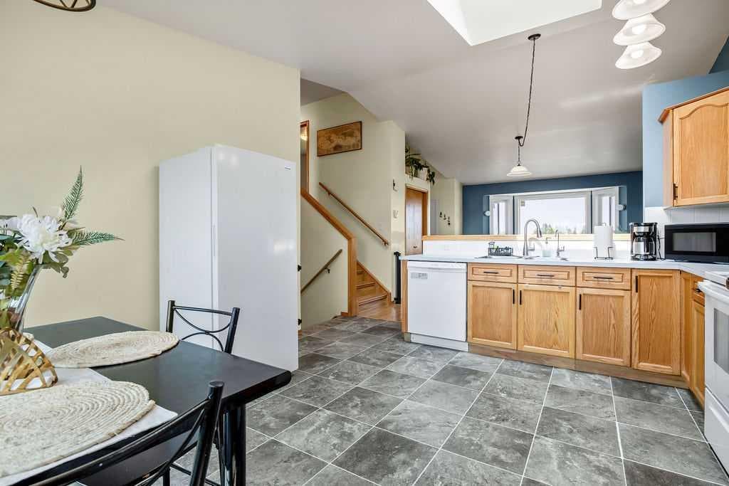 115 5 St  