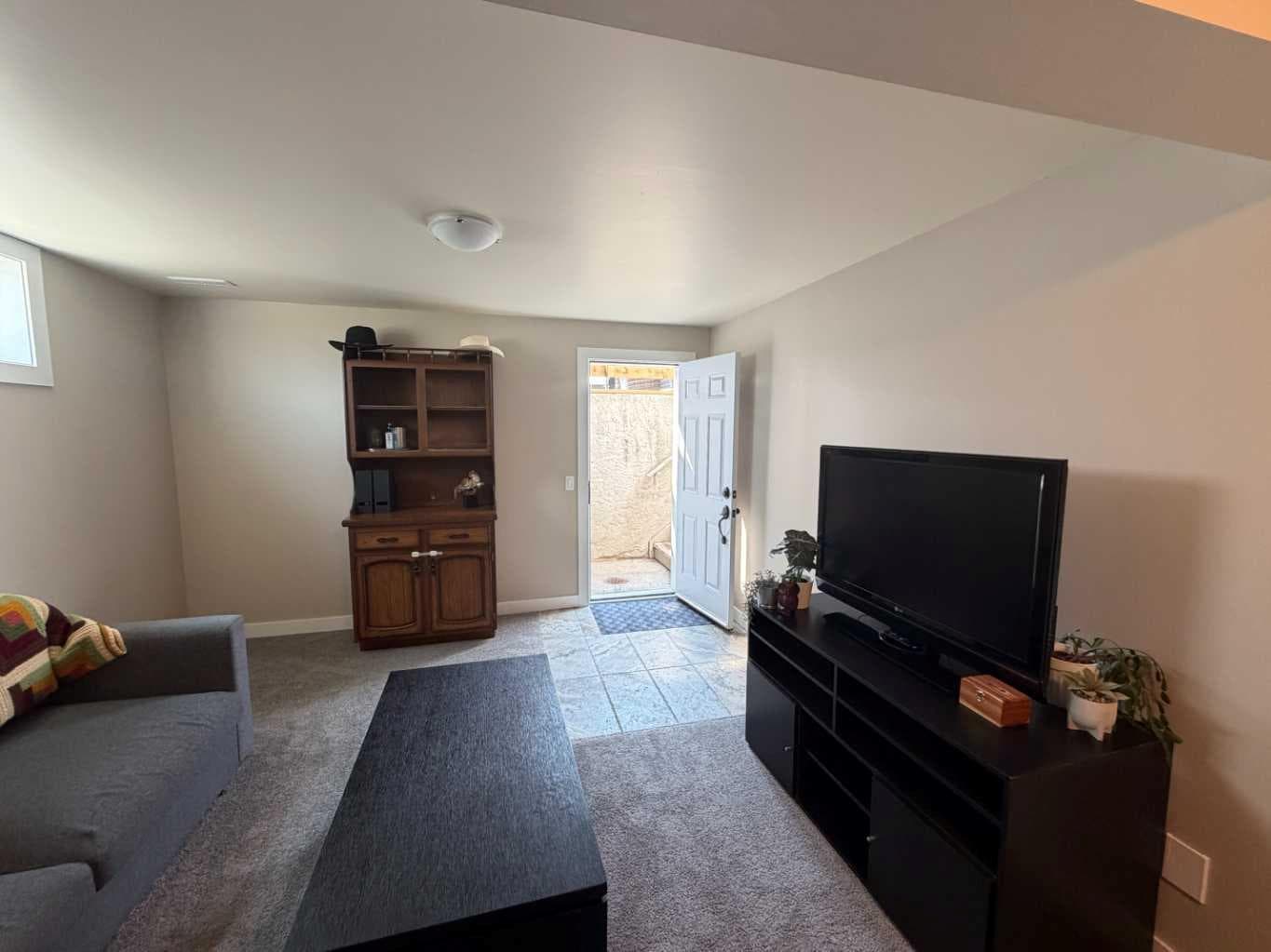 115 5 St  