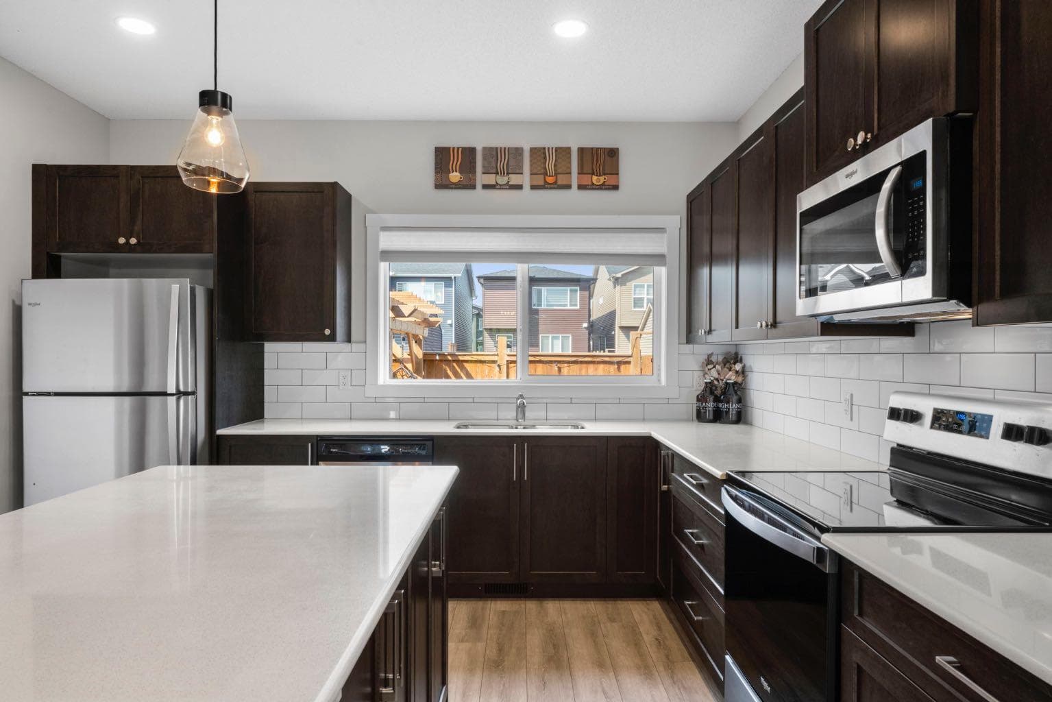 115 Wolf Willow Boulevard SE