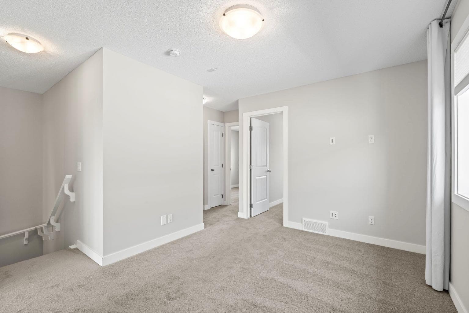 115 Wolf Willow Boulevard SE