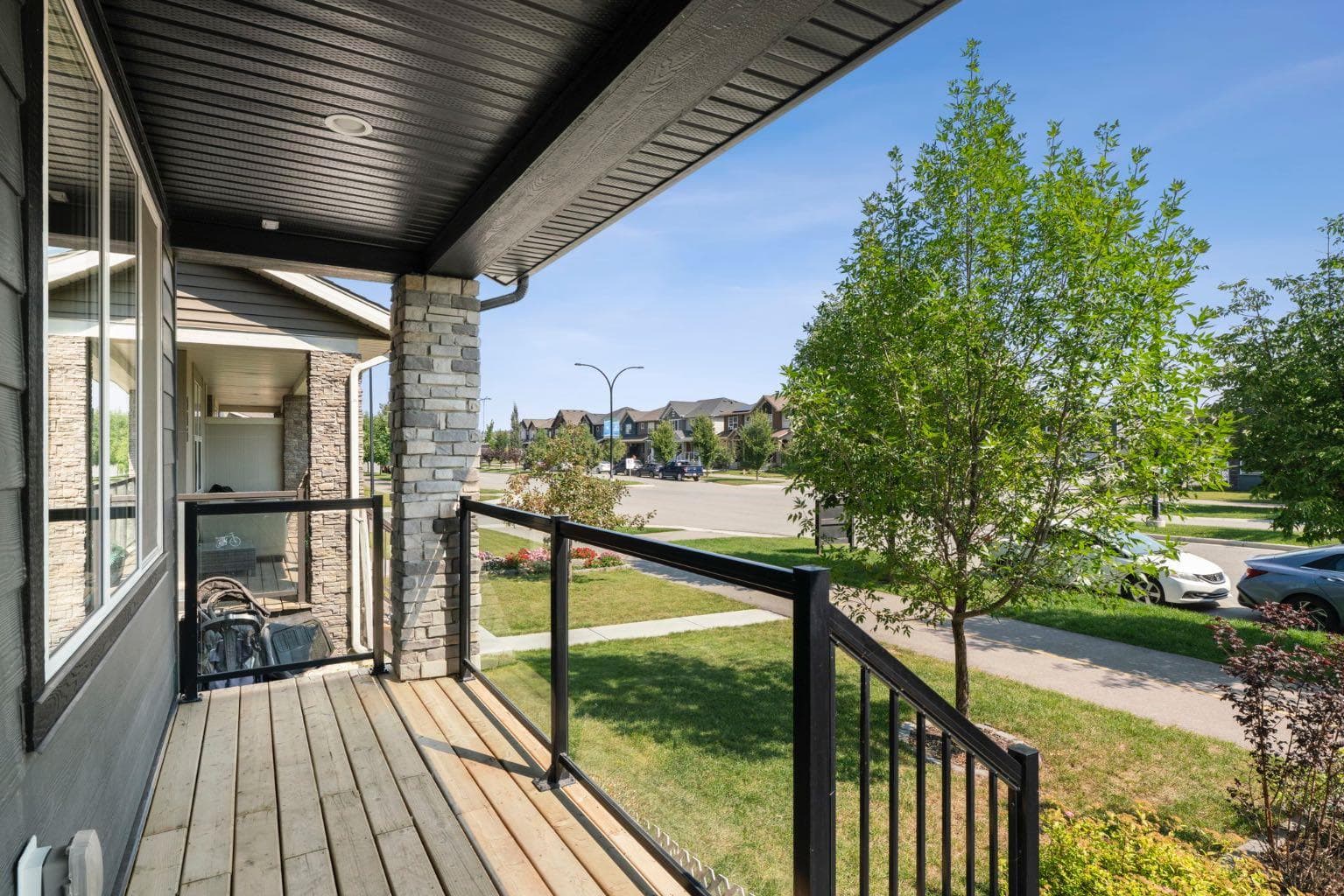 115 Wolf Willow Boulevard SE