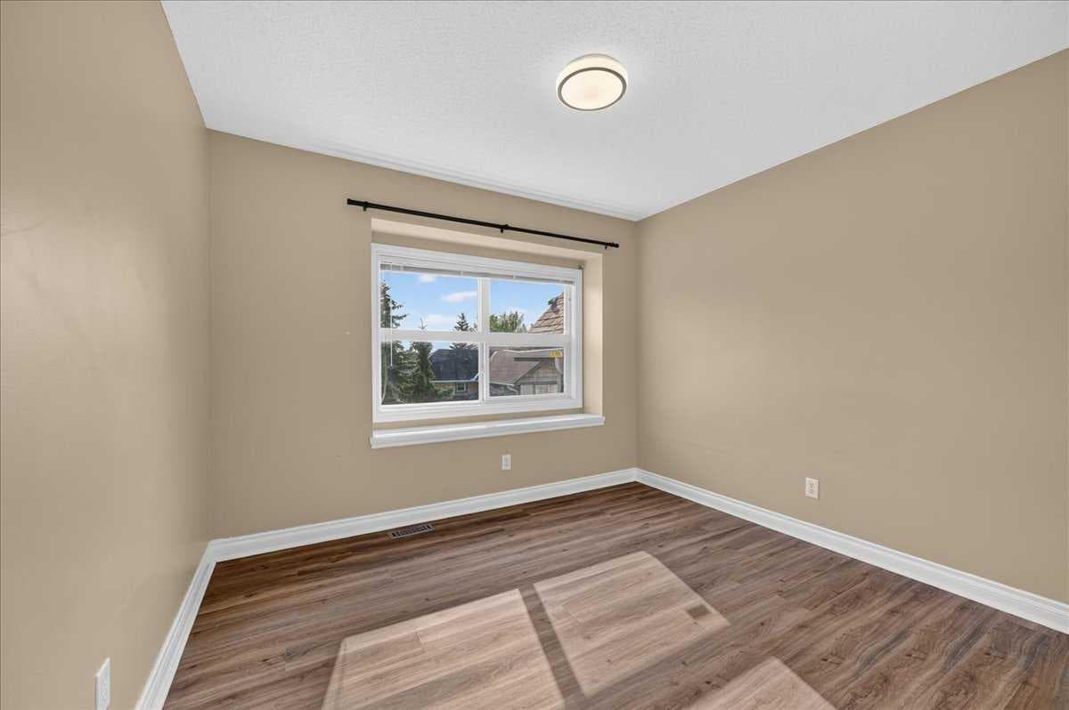 86 Cedarwood Lane SW