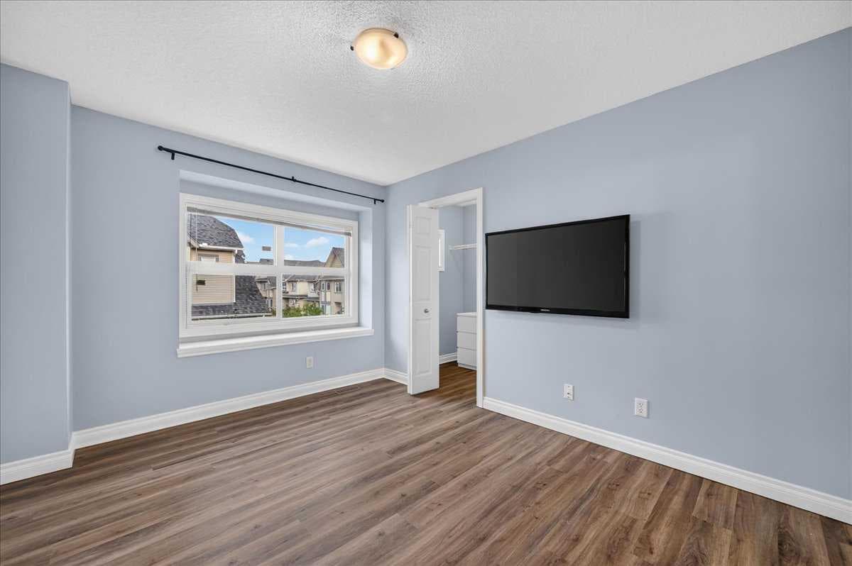 86 Cedarwood Lane SW