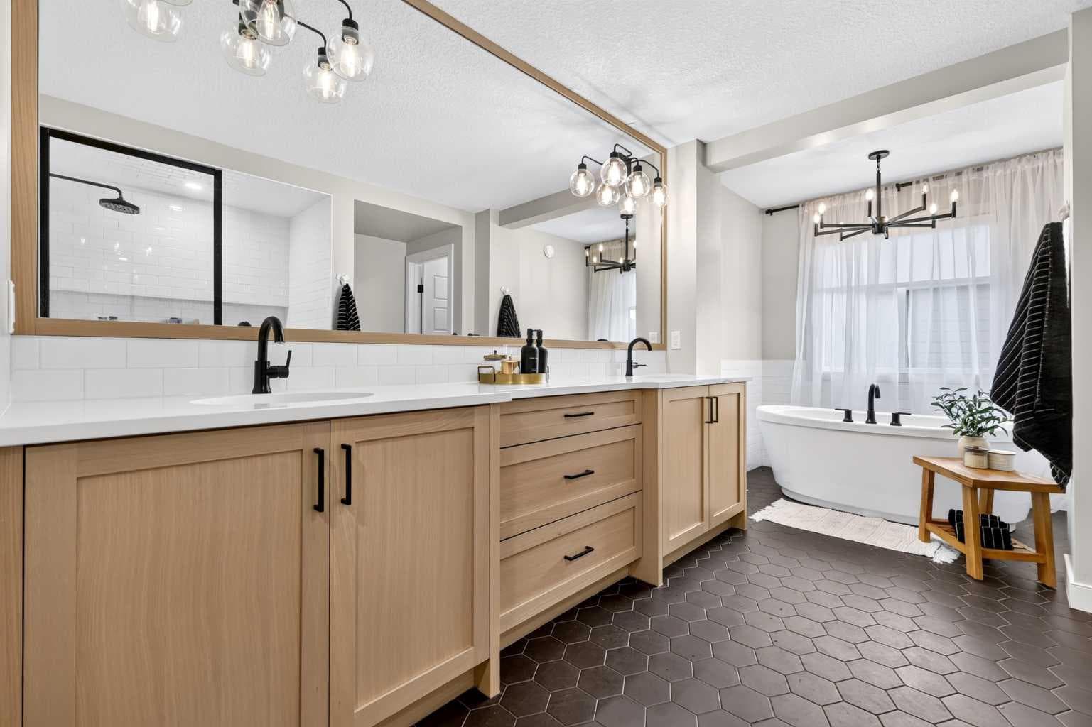 147 Marina Landing SE