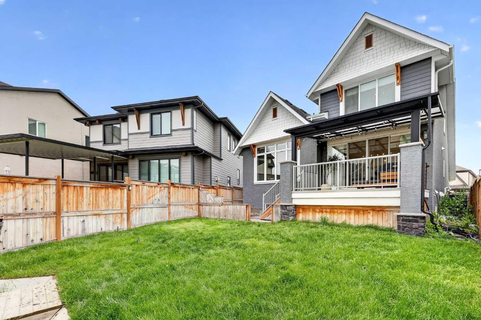 147 Marina Landing SE