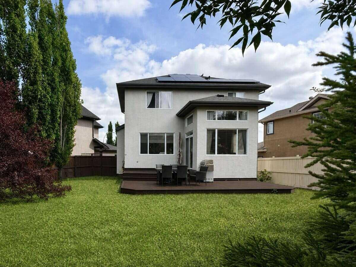 188 Everwillow Park SW