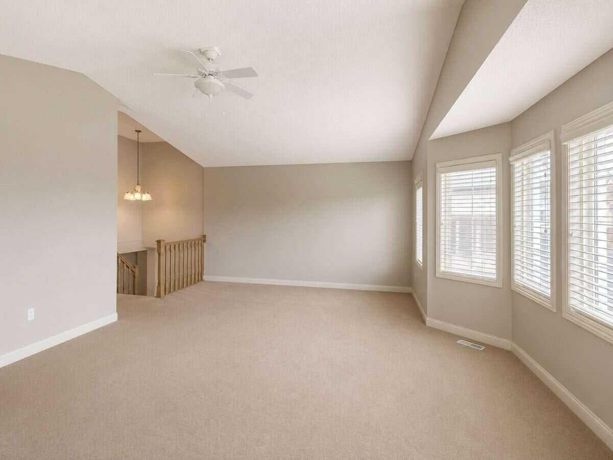 188 Everwillow Park SW