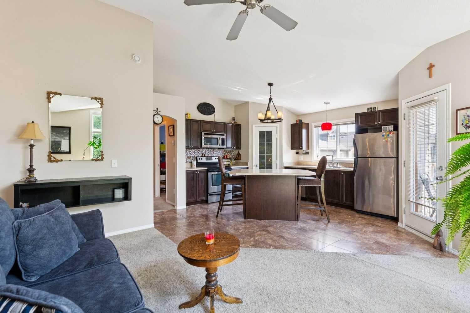 201, 60 Panatella Landing NW