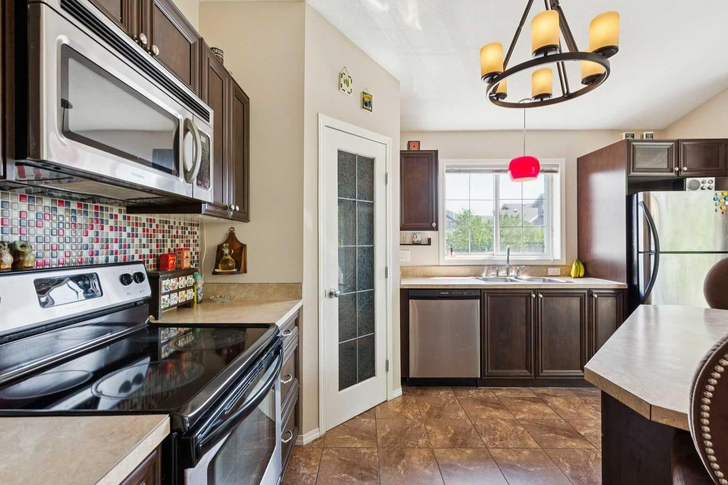 201, 60 Panatella Landing NW