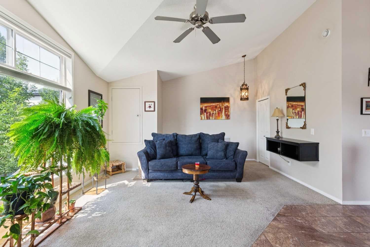 201, 60 Panatella Landing NW