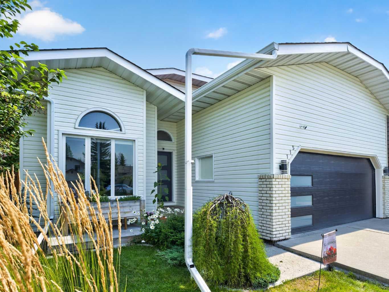 115 Wood Valley Court SW