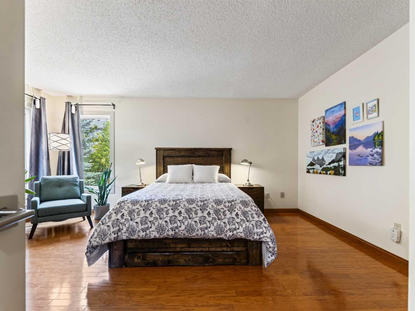 115 Wood Valley Court SW