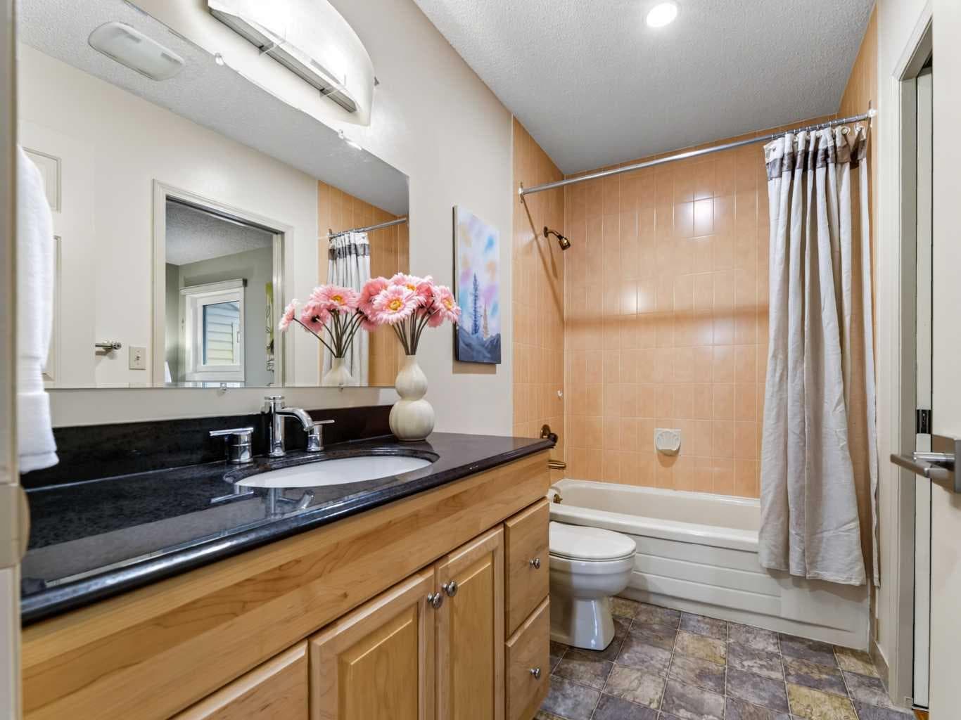 115 Wood Valley Court SW