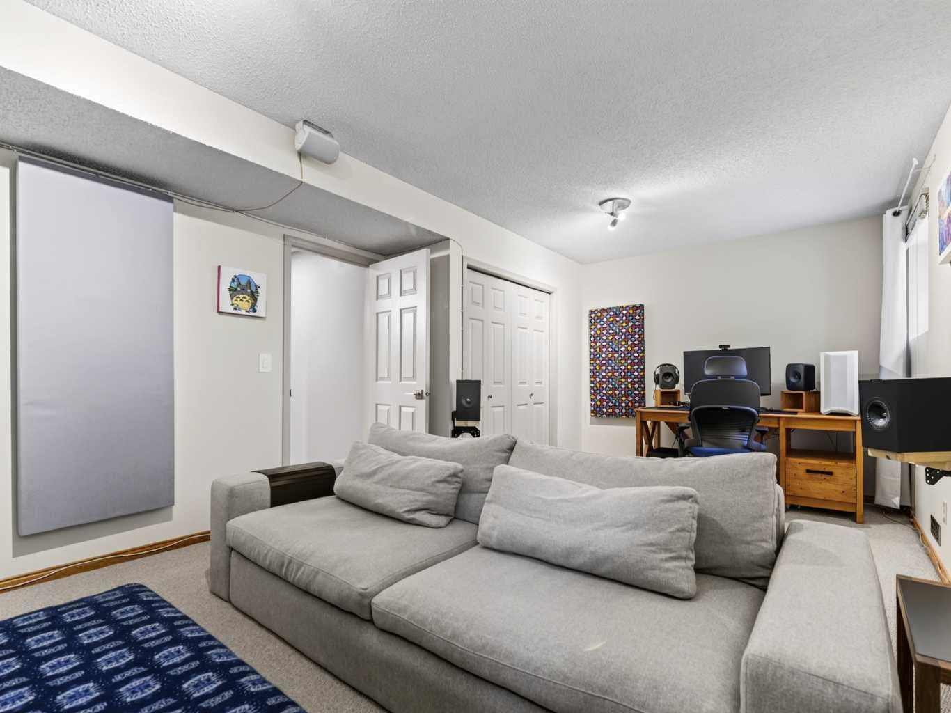 115 Wood Valley Court SW