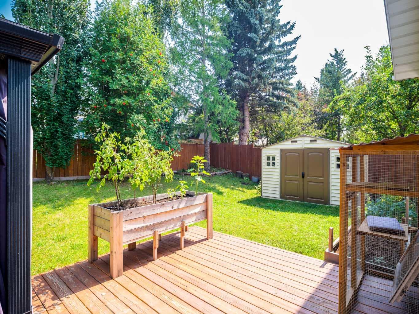 115 Wood Valley Court SW