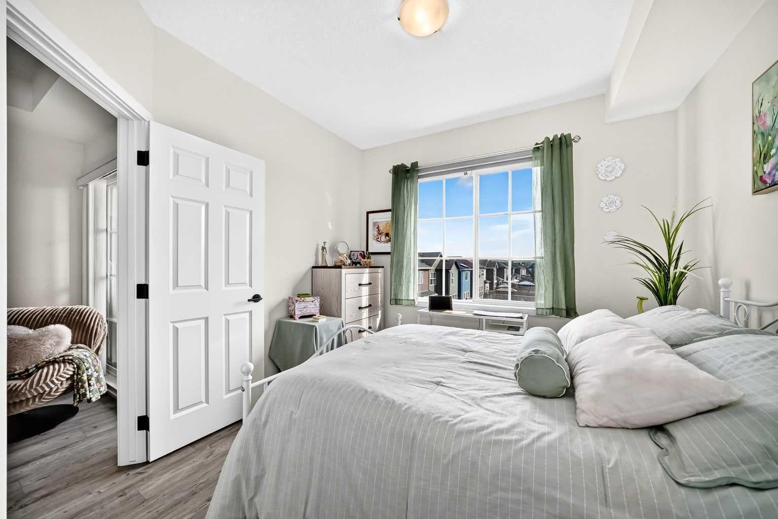 6305, 151 Legacy Main Street SE