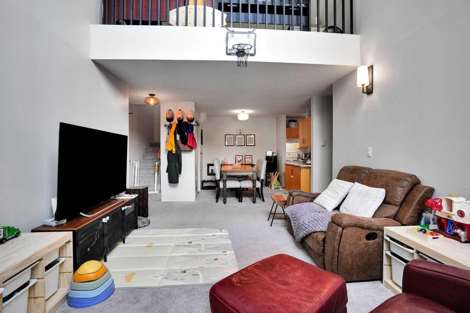 308A, 7301 4A Street SW