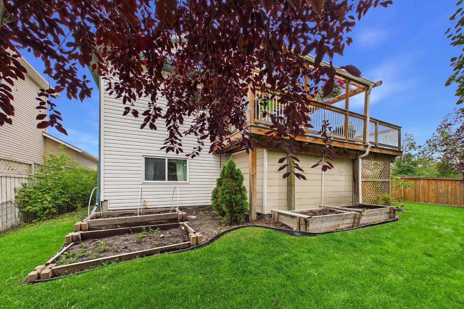16 Big Springs Mews SE