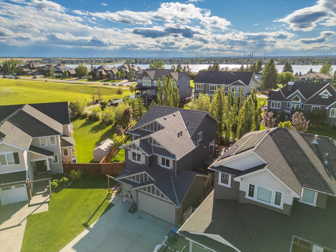193 Kinniburgh Way 