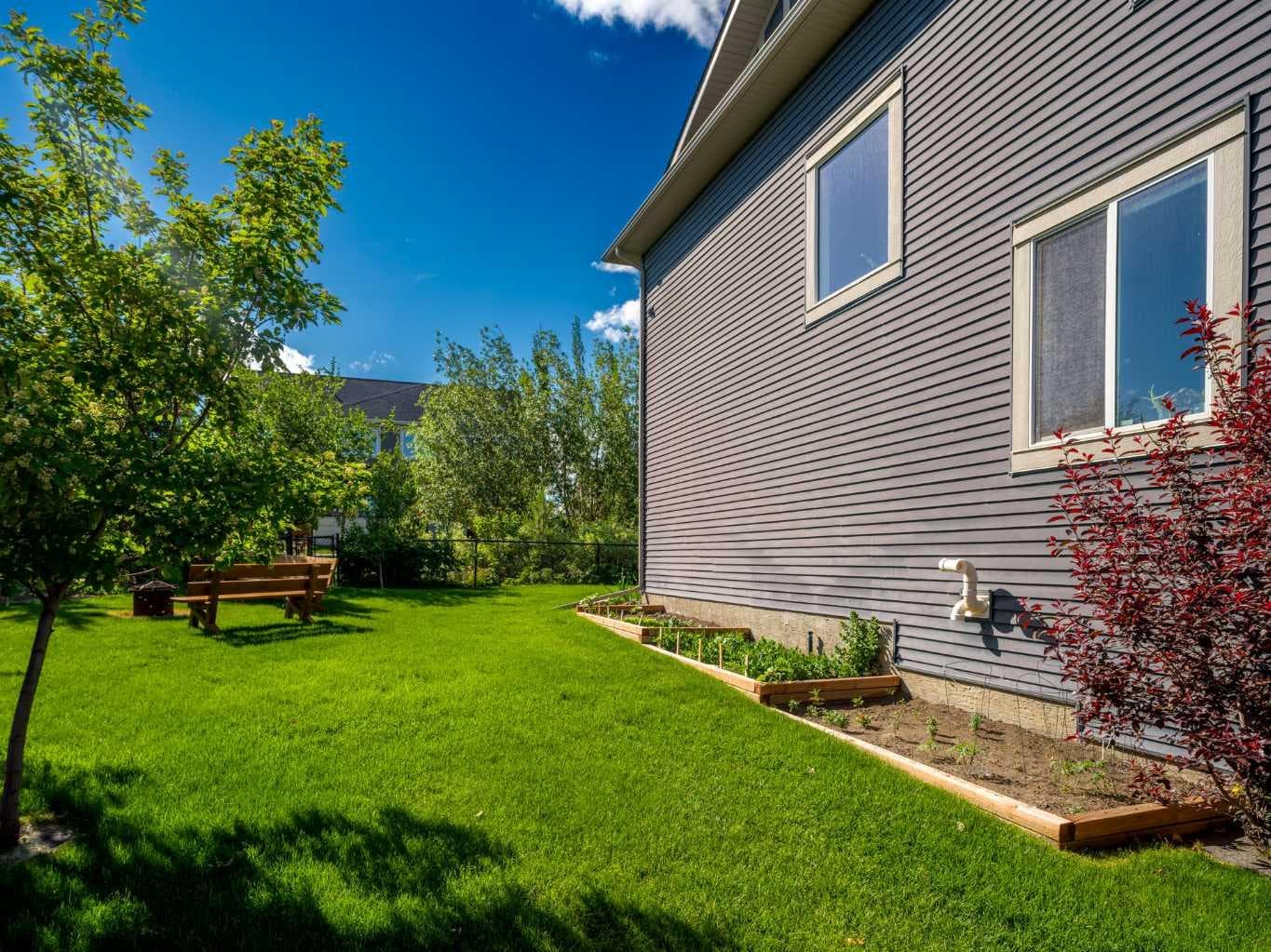 193 Kinniburgh Way 