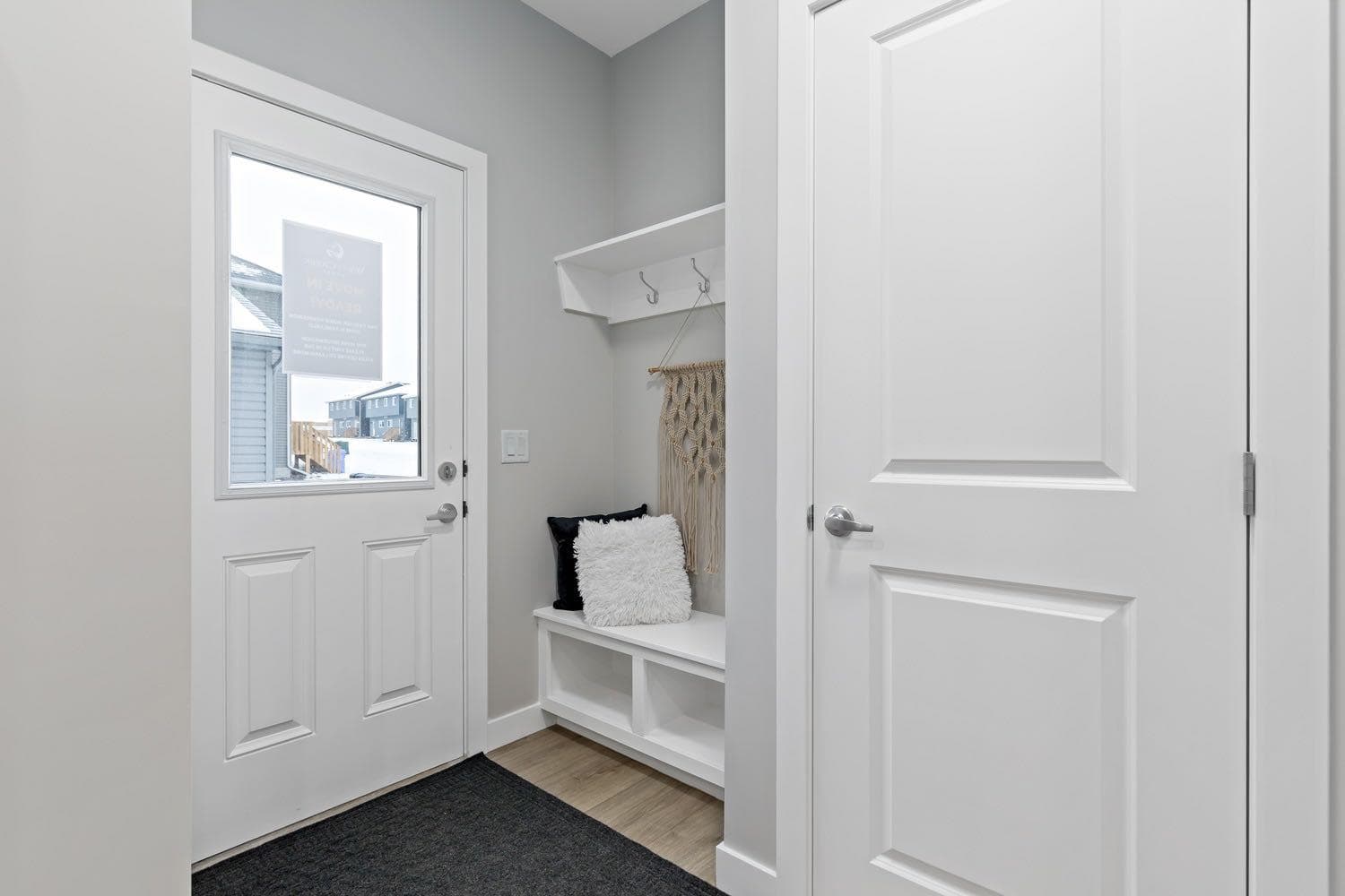 943 Legacy Circle SE