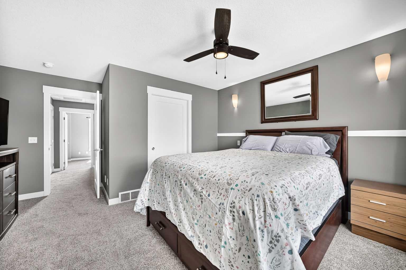 2, 111 Rainbow Falls Gate 