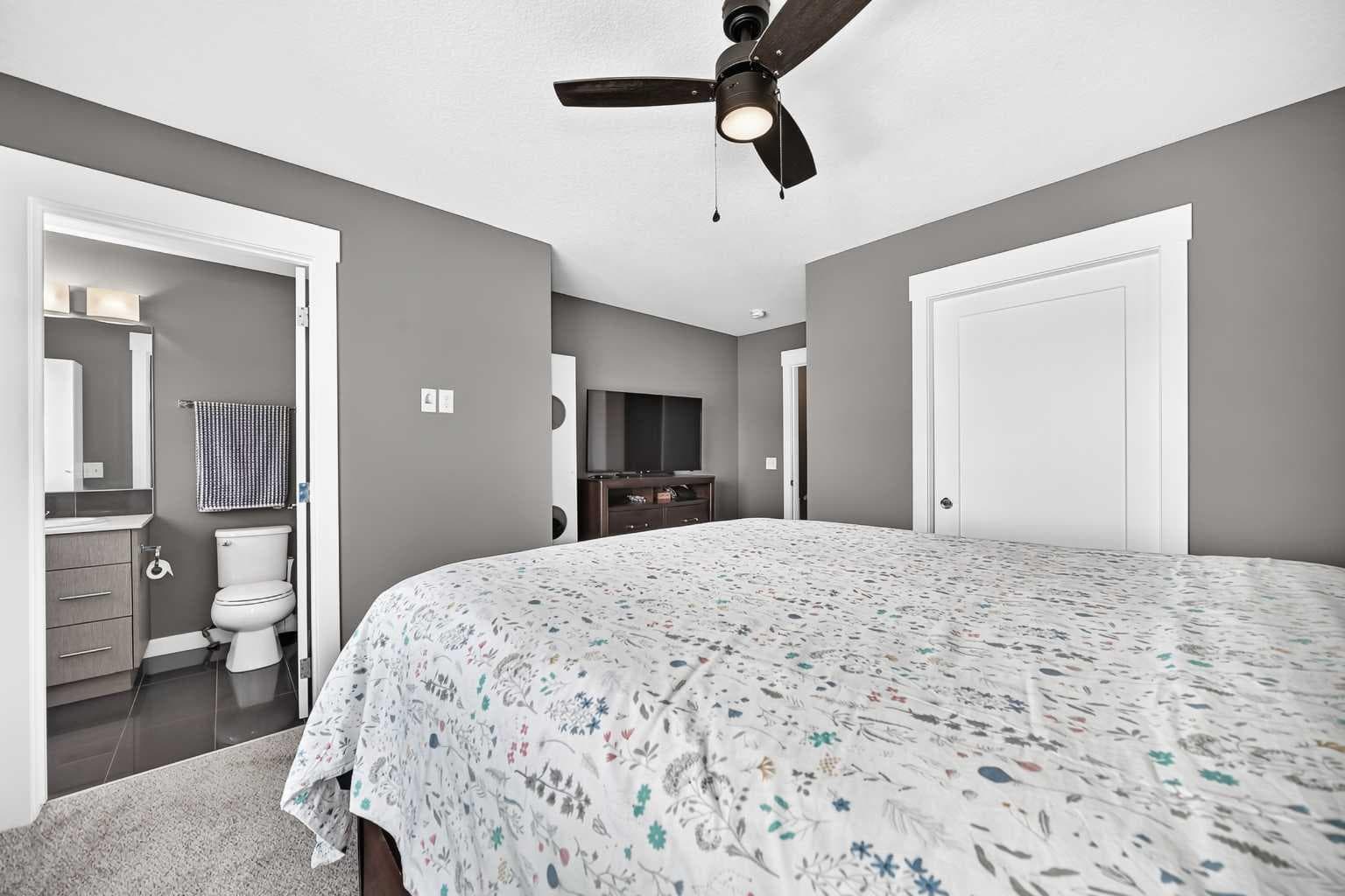 2, 111 Rainbow Falls Gate 