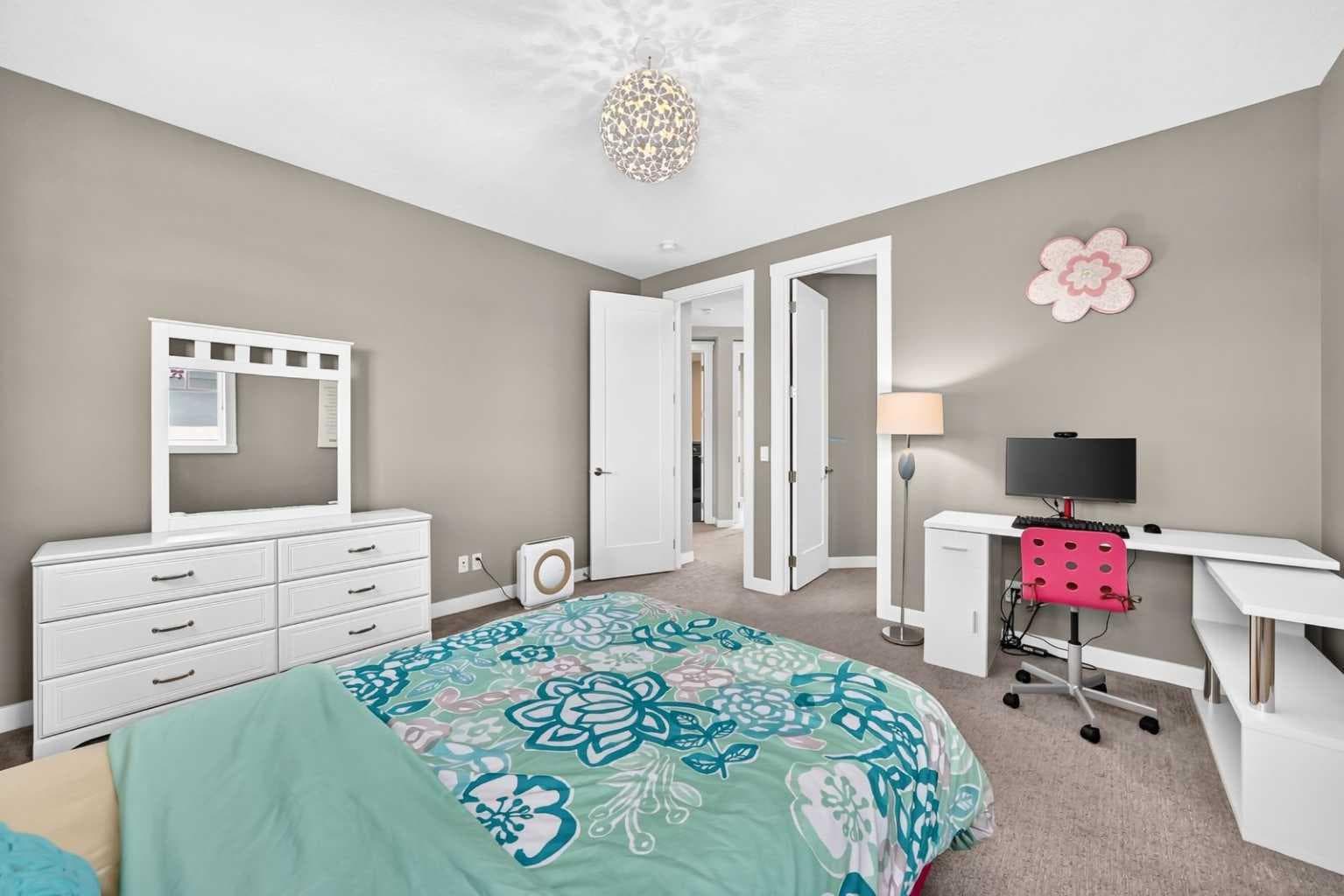 33 Aspen Summit Circle SW