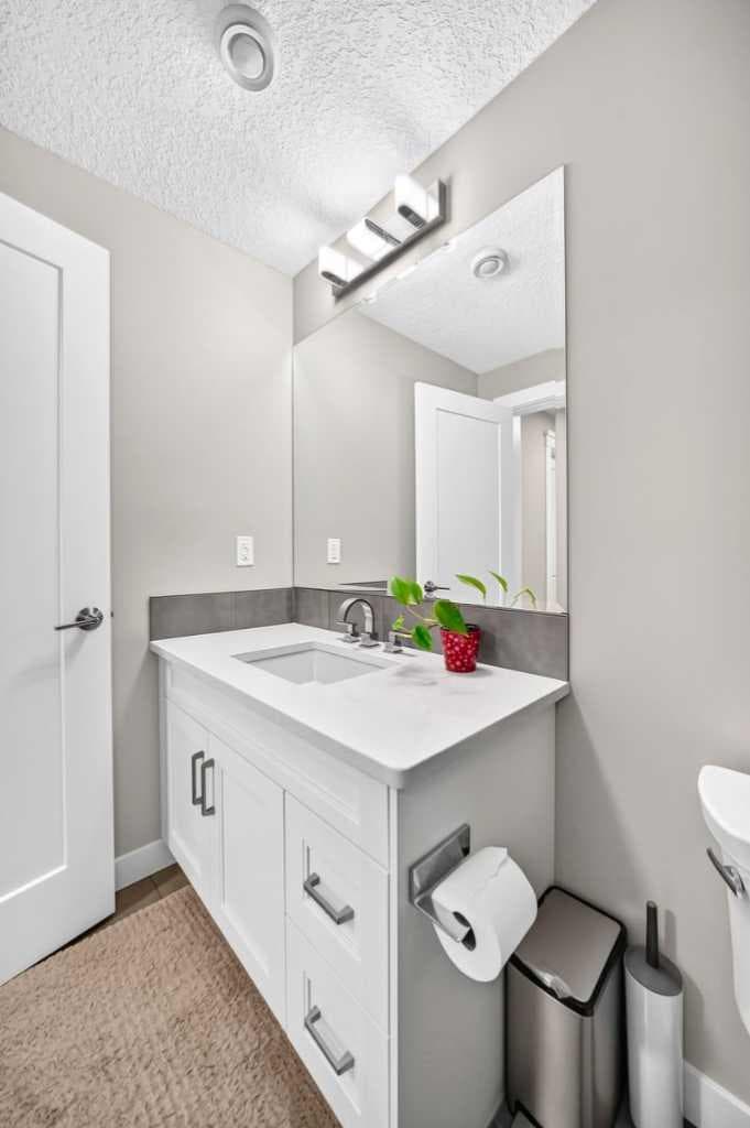 33 Aspen Summit Circle SW