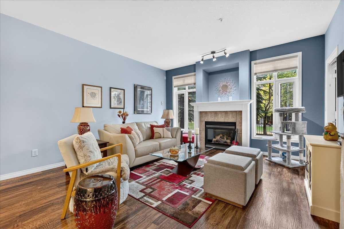 1109, 1109 Lake Fraser Green SE
