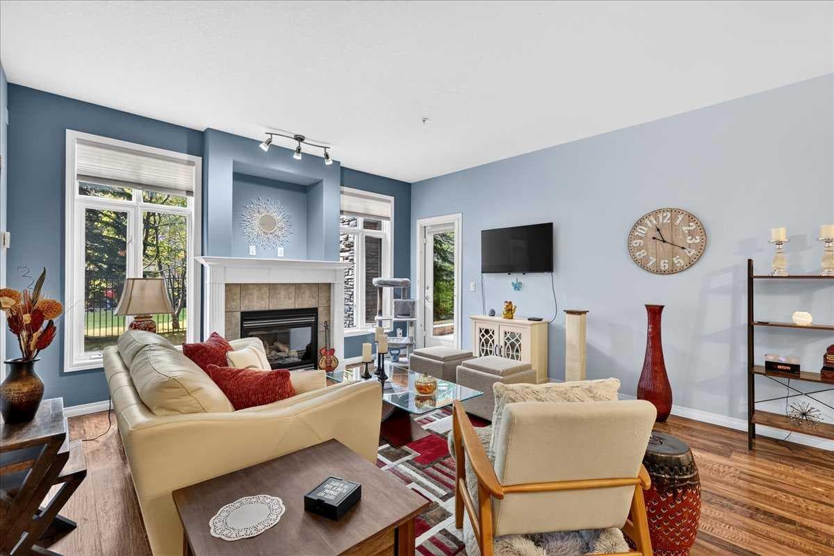 1109, 1109 Lake Fraser Green SE