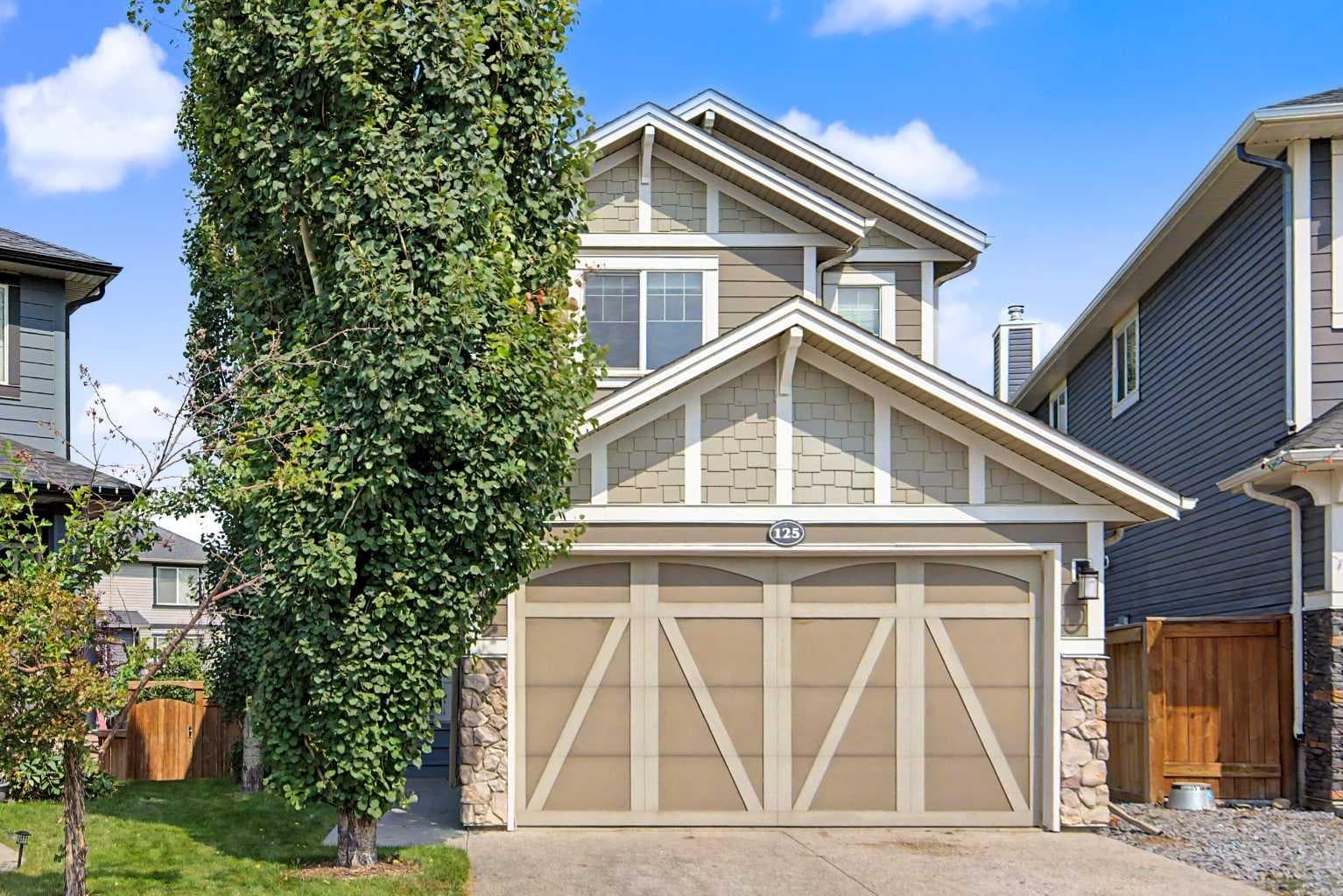 125 Williamstown Green NW