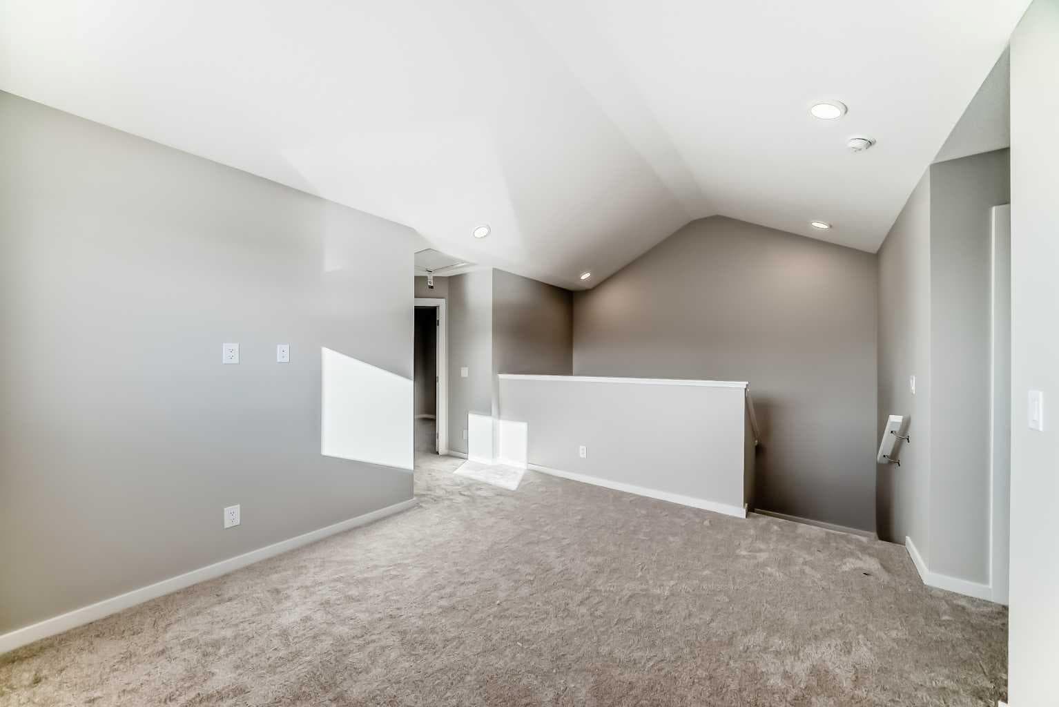 61 Monarch Boulevard 