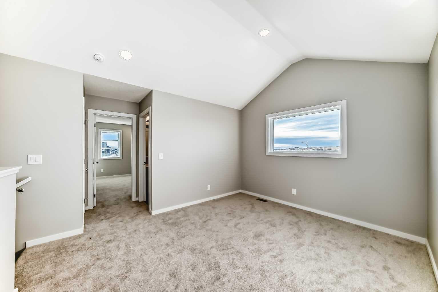 61 Monarch Boulevard 