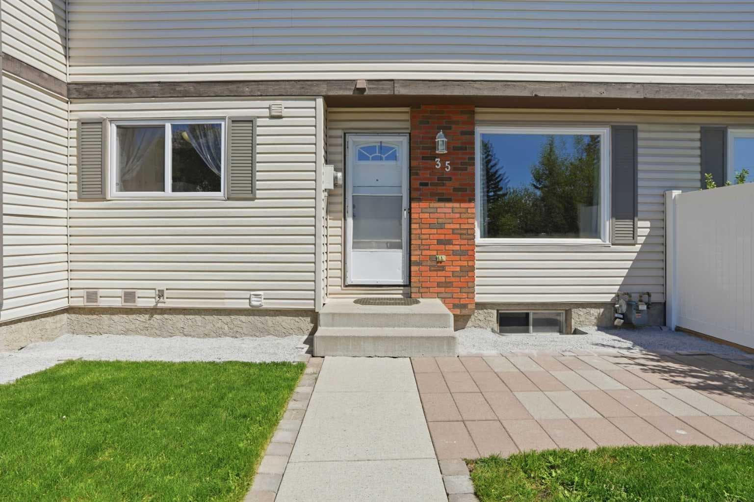 35, 740 Bracewood Drive SW