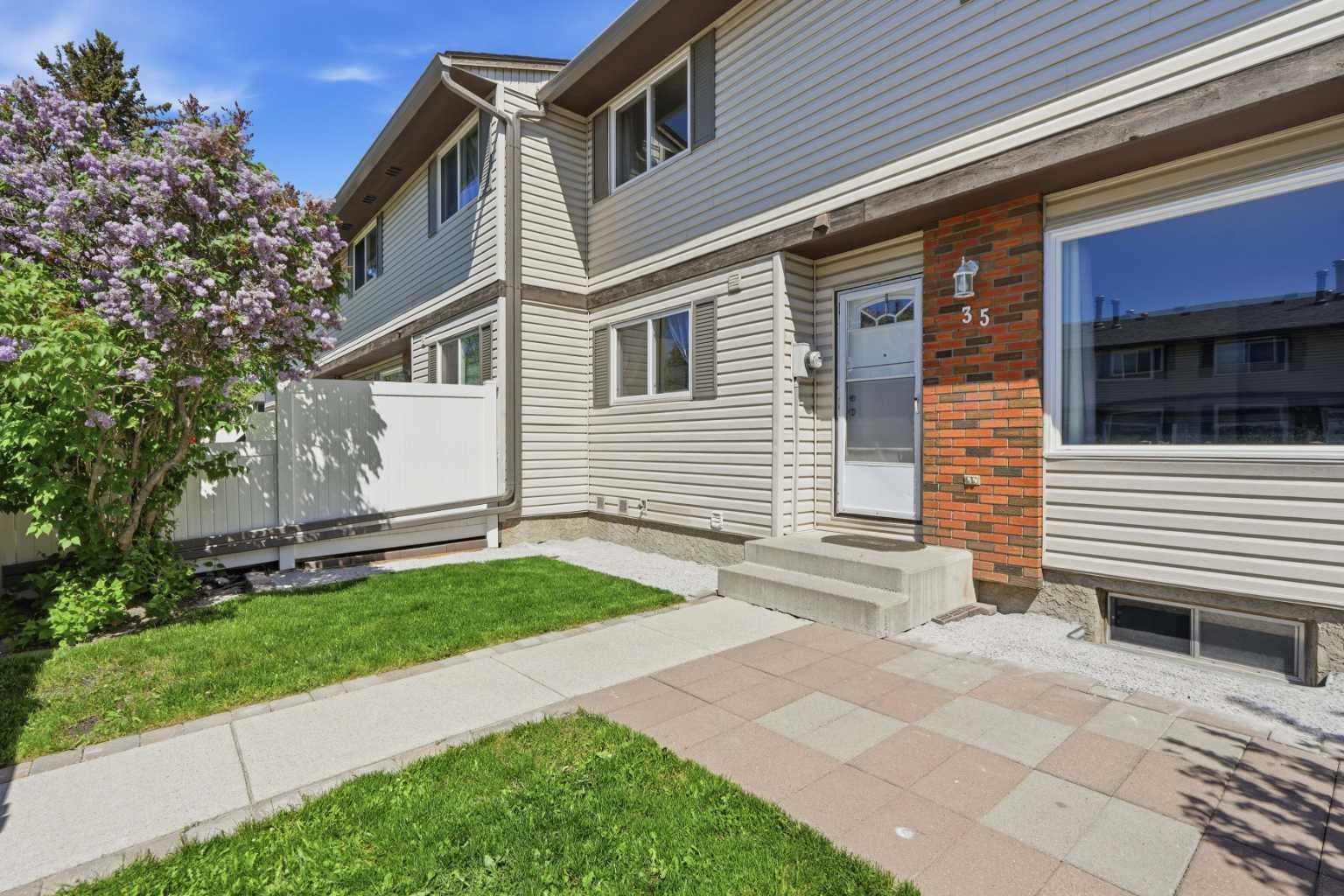 35, 740 Bracewood Drive SW