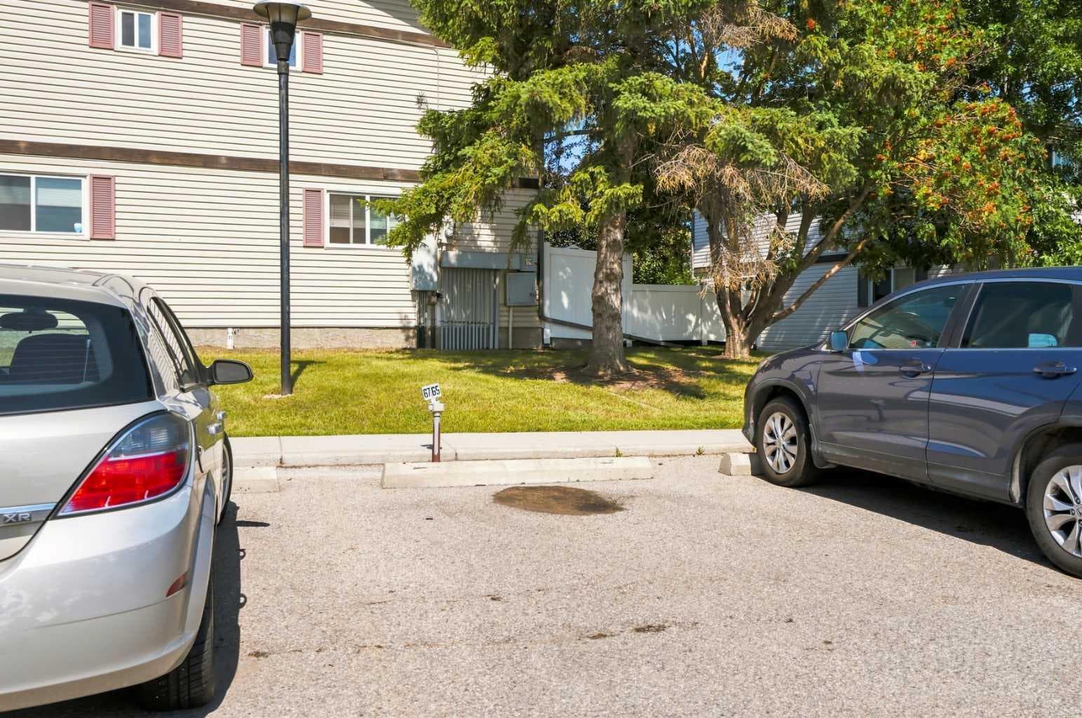 35, 740 Bracewood Drive SW