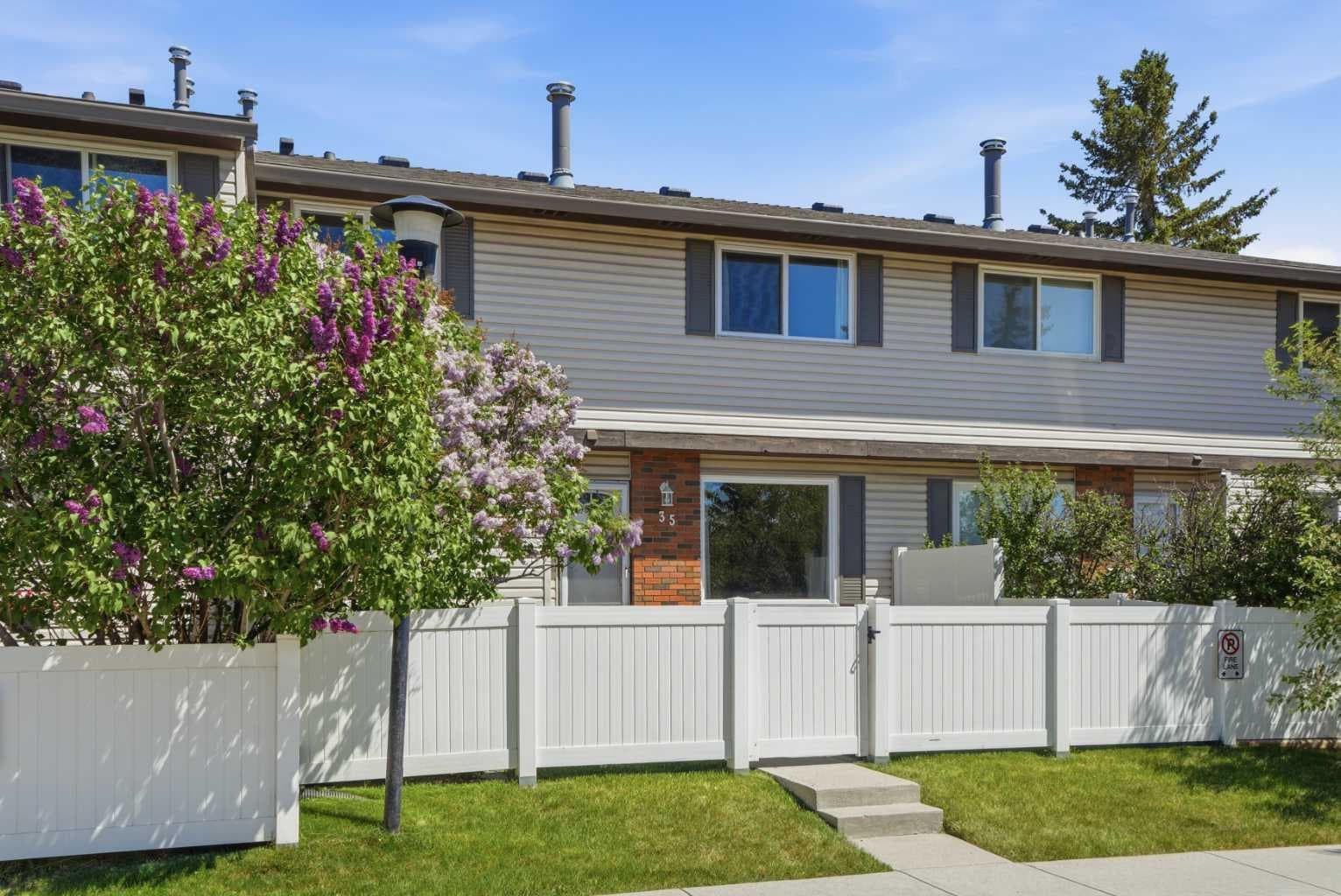 35, 740 Bracewood Drive SW