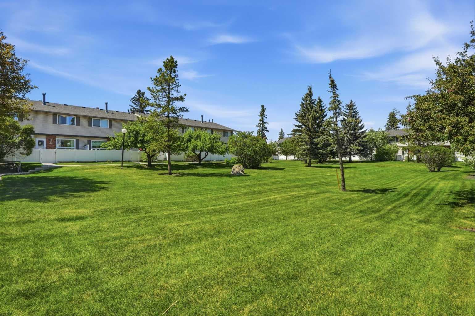 35, 740 Bracewood Drive SW