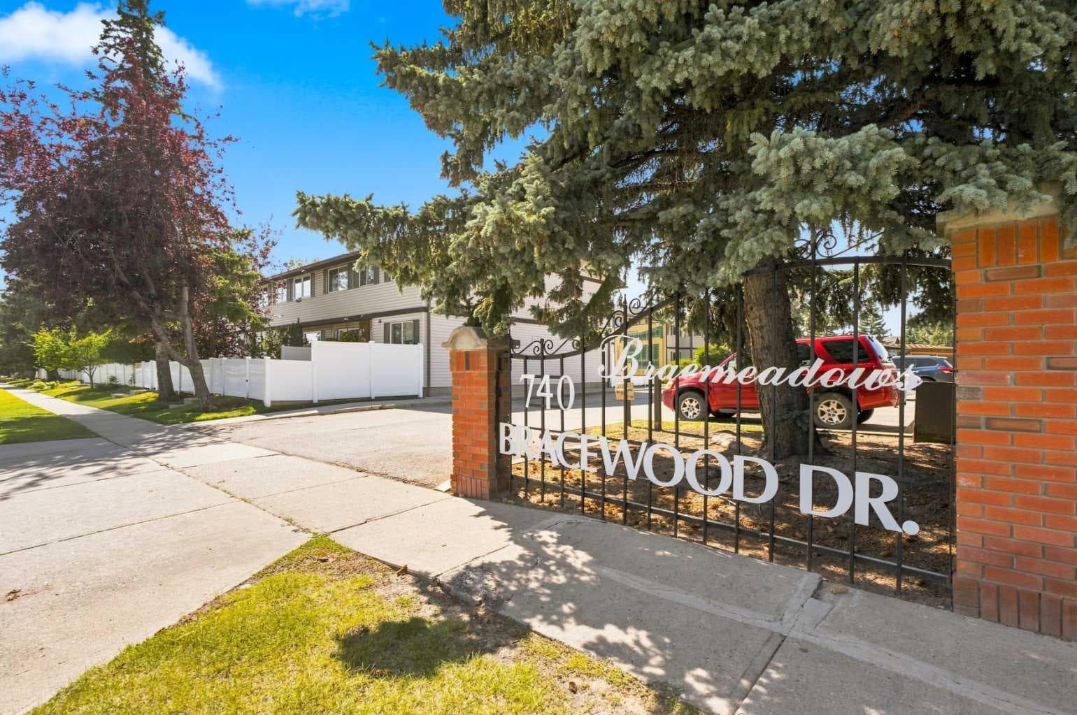 35, 740 Bracewood Drive SW