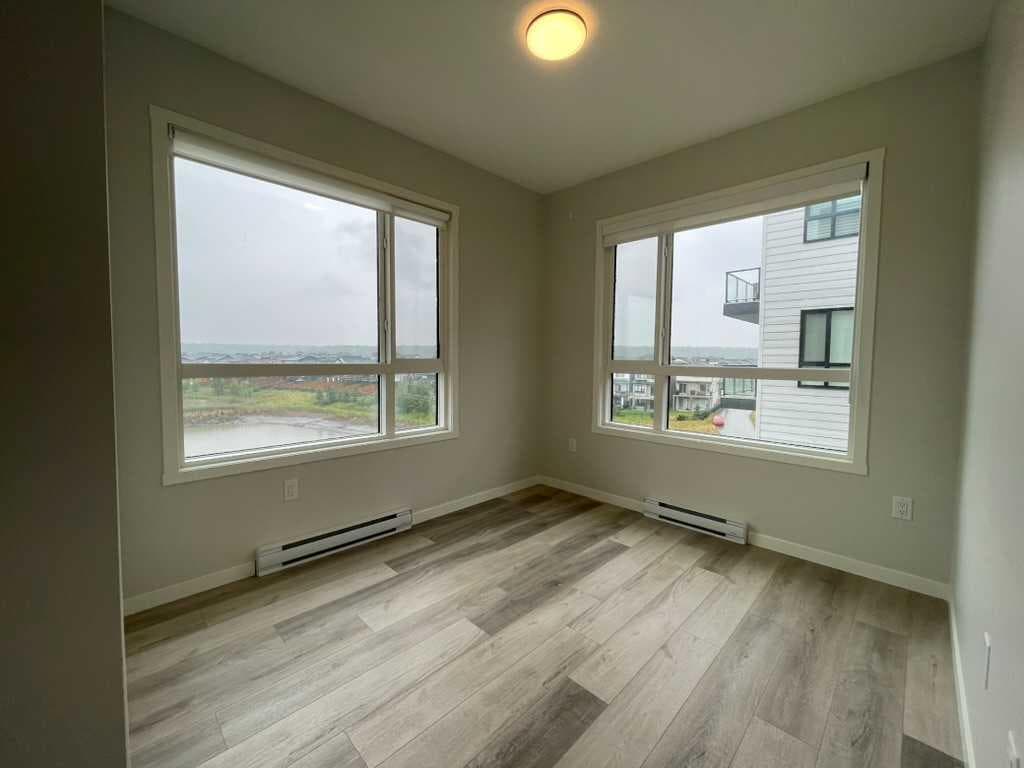 2304, 42 Cranbrook Gardens SE