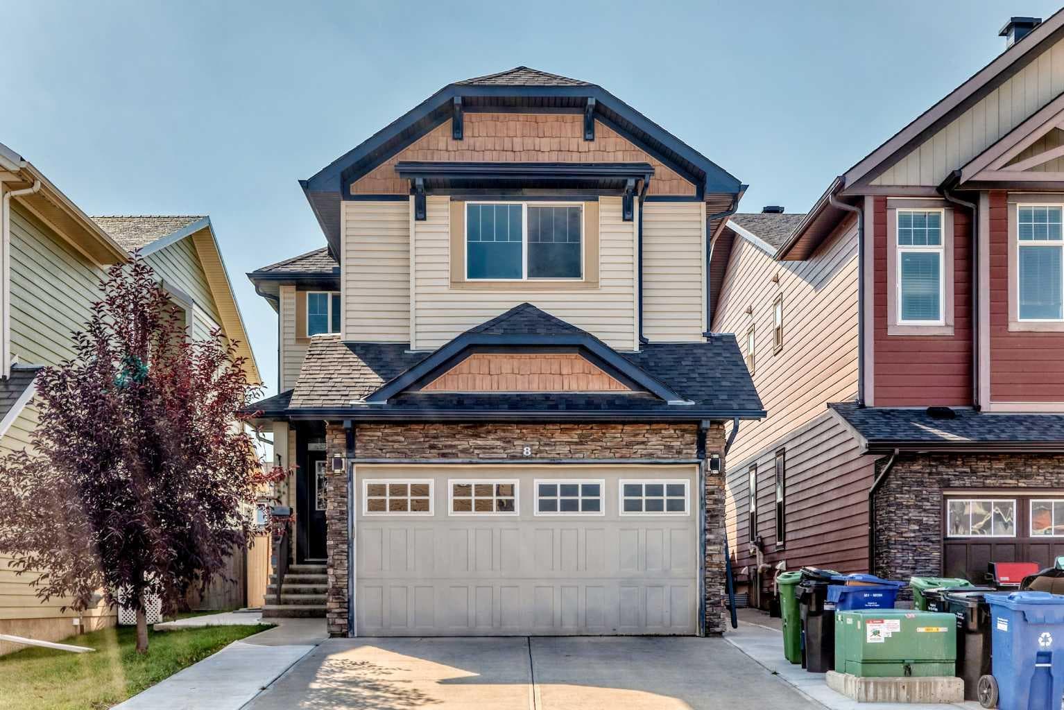 8 Skyview Point Terrace NE