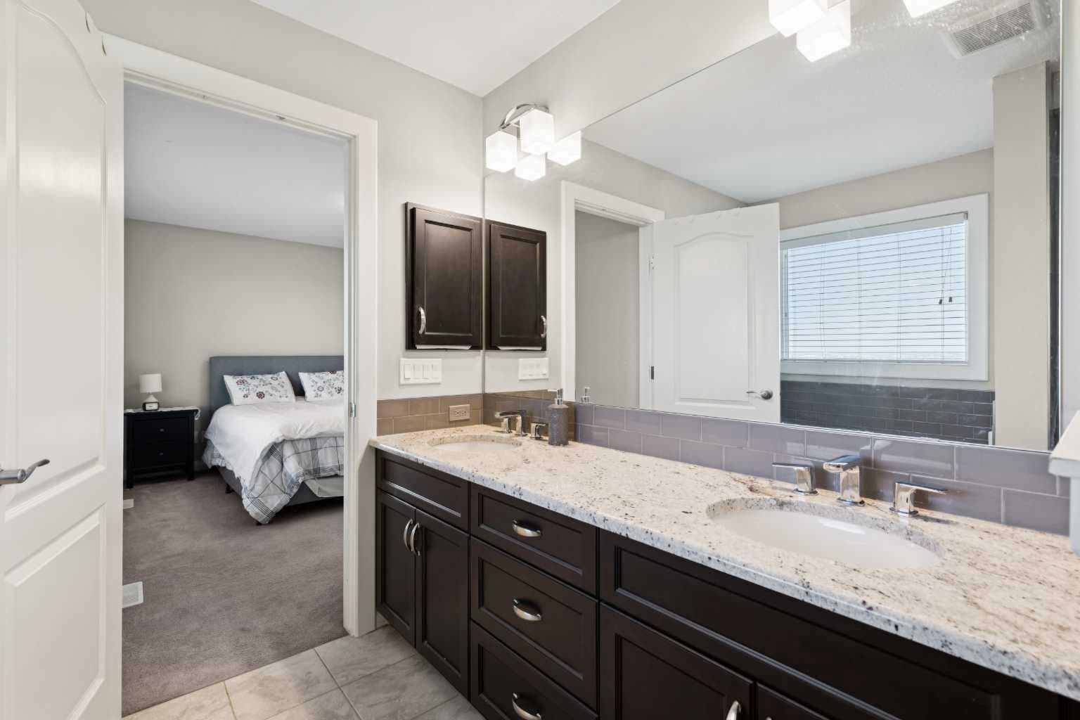 215 Redstone Heights NE
