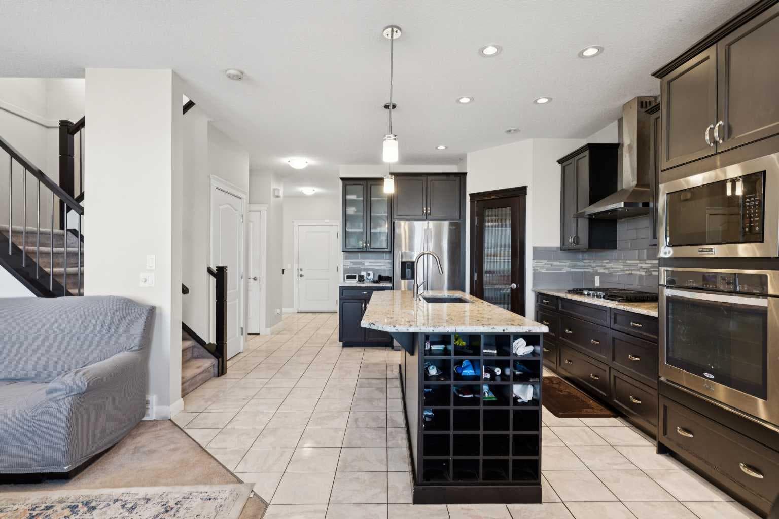 215 Redstone Heights NE