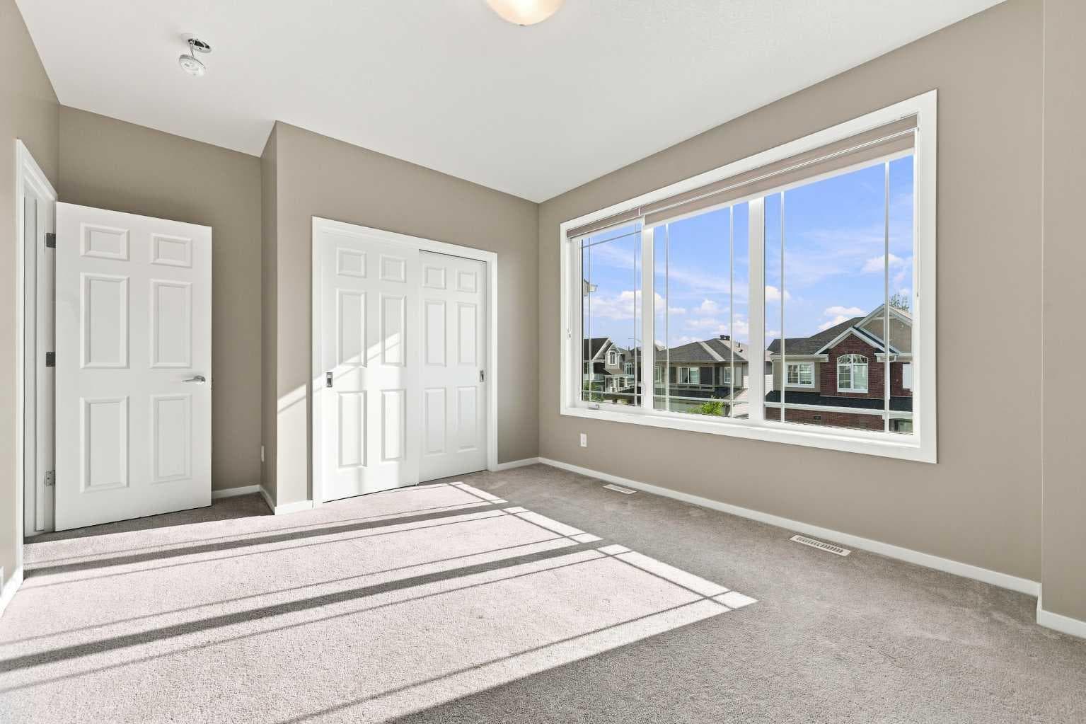 142 Yorkstone Way SW
