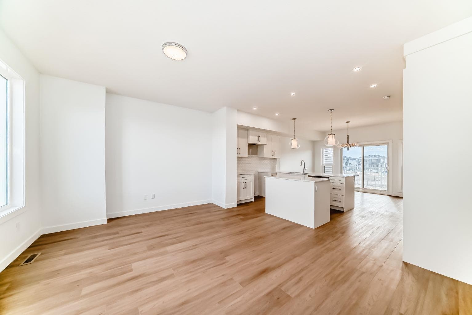 85 145 chelsea Mews 