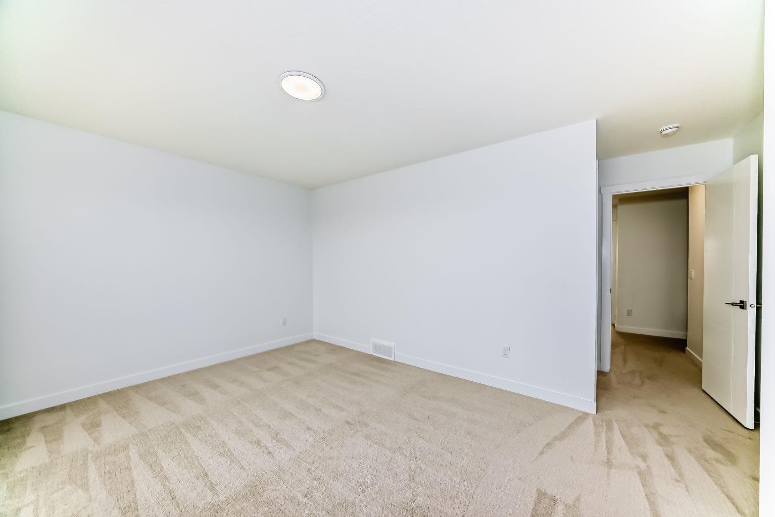 85 145 chelsea Mews 