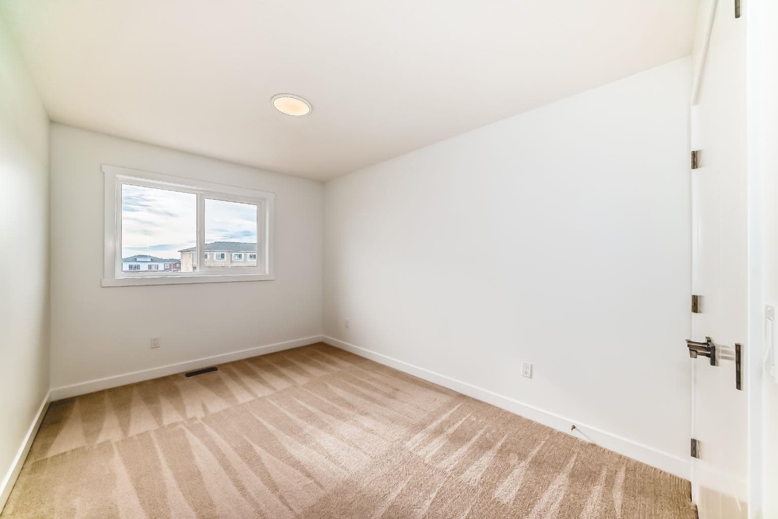 85 145 chelsea Mews 