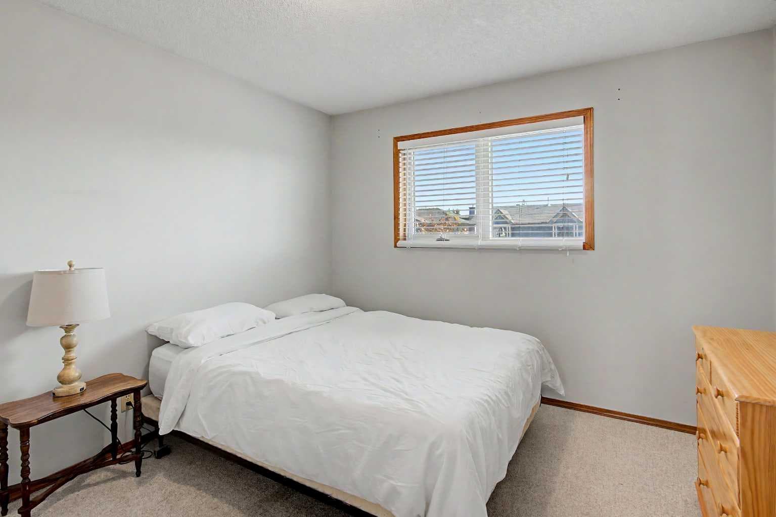 54 Edendale Crescent SE