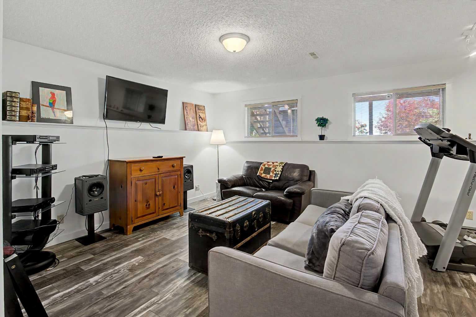 54 Edendale Crescent SE